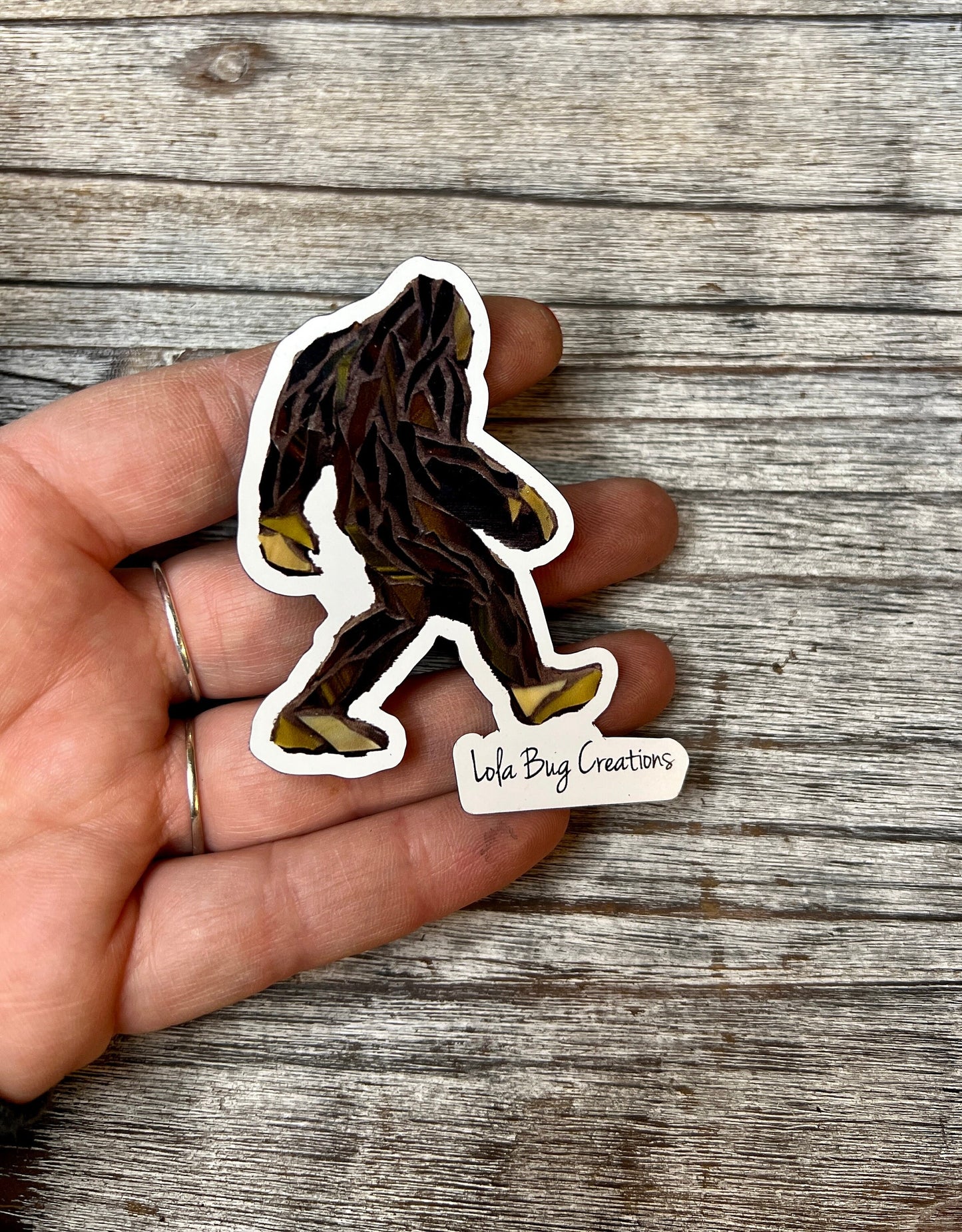 Sasquatch / Big foot magnet