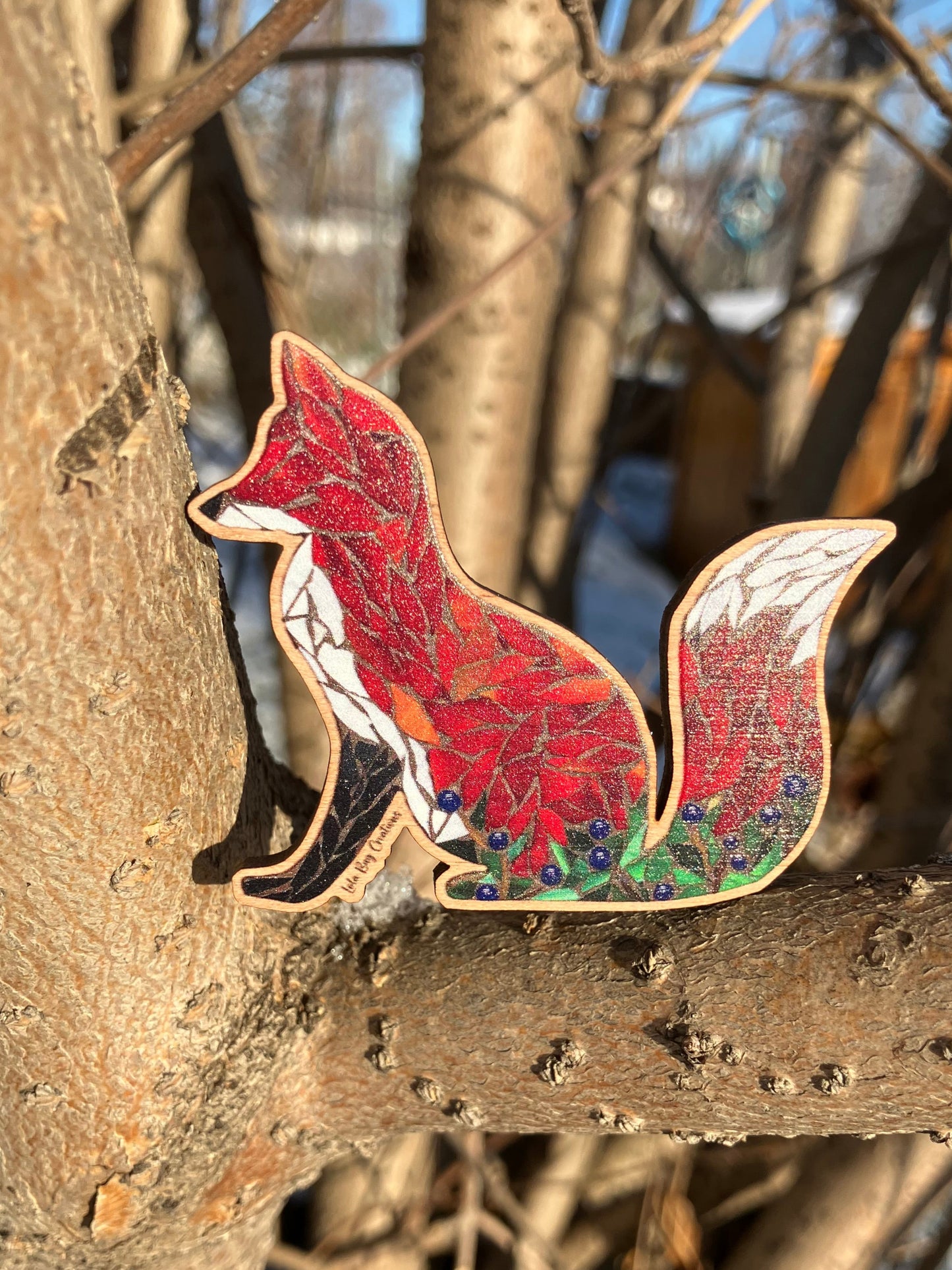 Sitting Blueberry Fox Wood Magnet