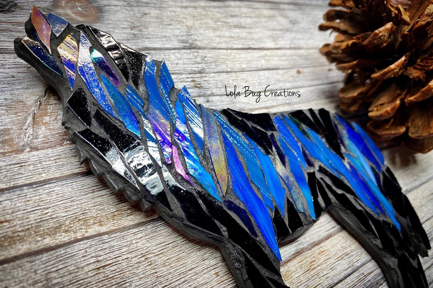 Northern Lights Howling night Wolf Glass Mosaic